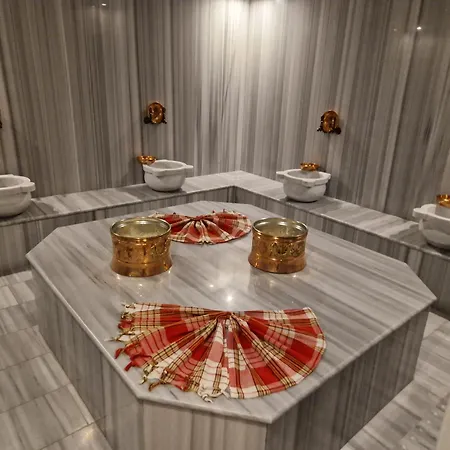 דירה Seaside With Mountain View